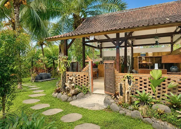 Sangeh Lodge Lodge *