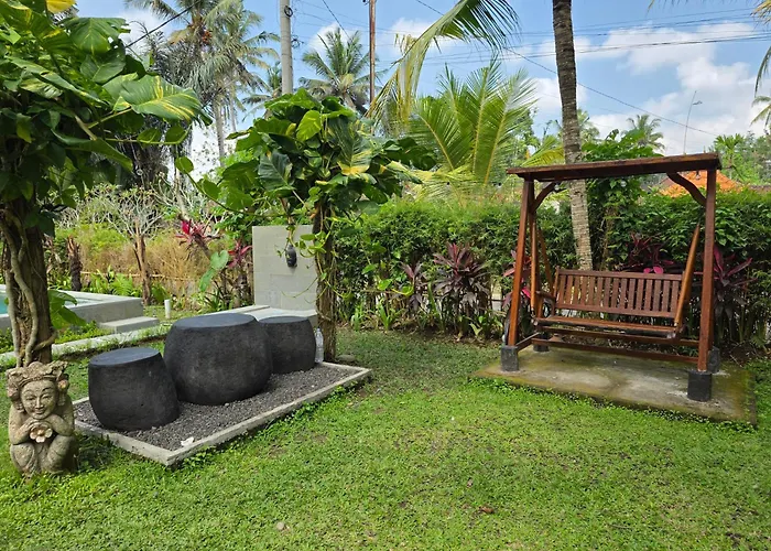 Sangeh Lodge Lodge