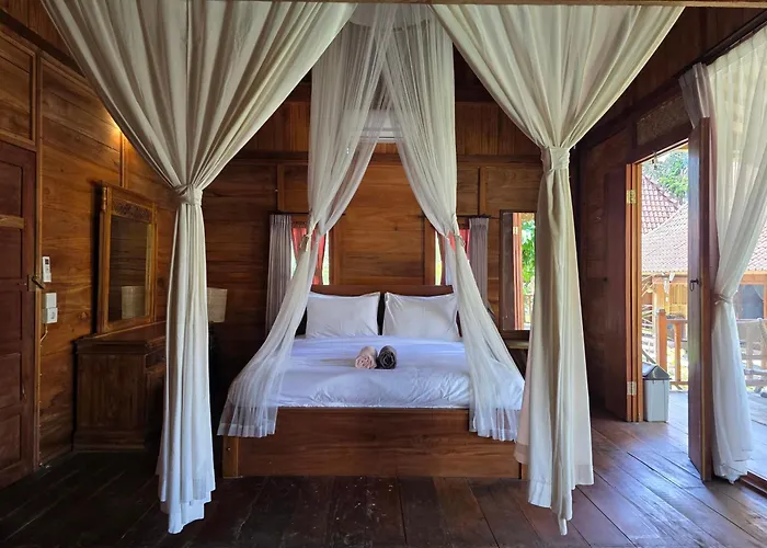 Sangeh Lodge