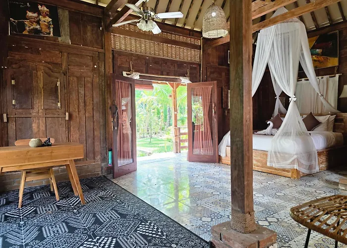 Sangeh Lodge * Sangeh