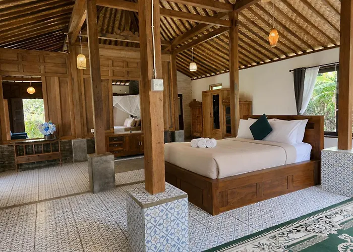 Lodge Sangeh Lodge *