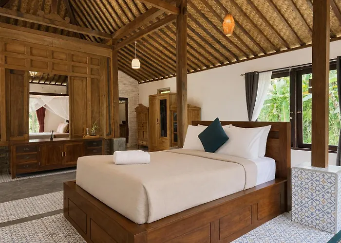 Sangeh Lodge Lodge *