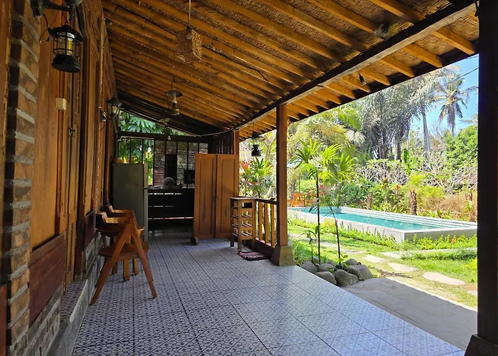 Sangeh Lodge Lodge *