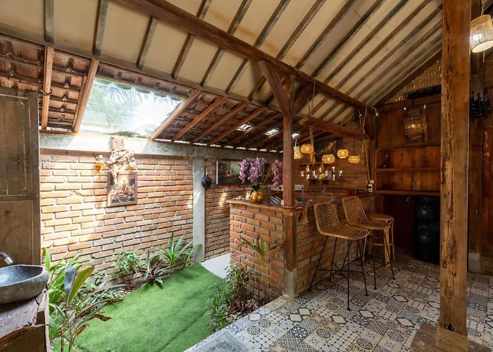 Sangeh Lodge * Sangeh