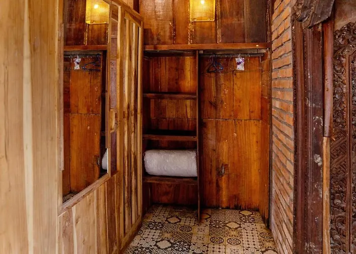 Lodge Sangeh Lodge